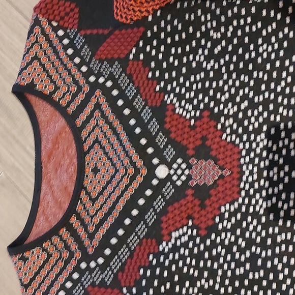 Form-fitting Dress - Picture 2 of 2